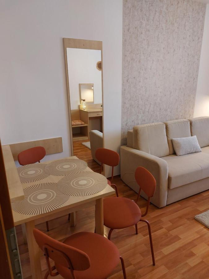 Myrelax Apartment - ハイデゥソボスロー エクステリア 写真