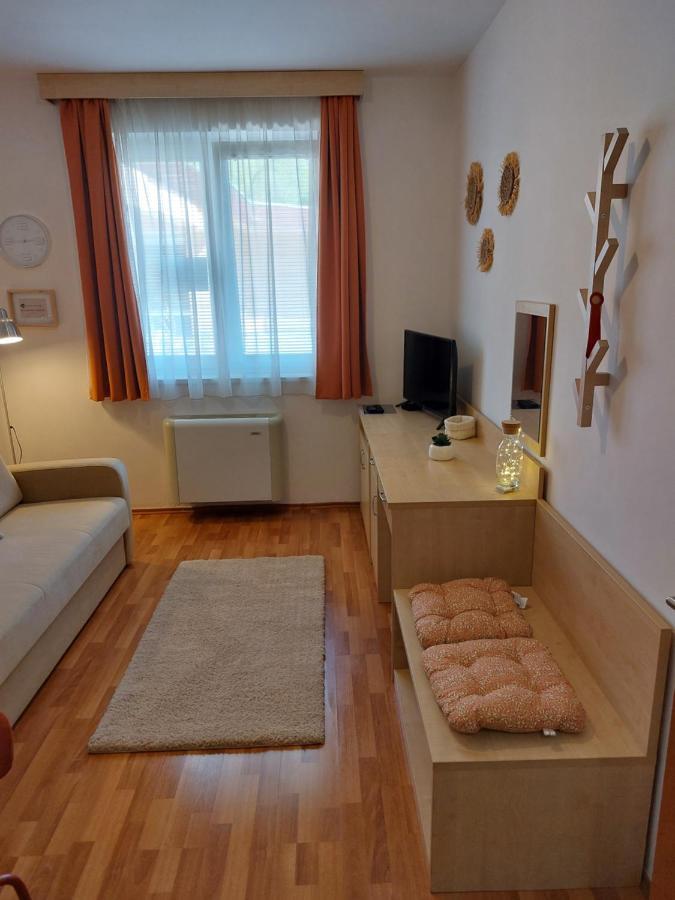 Myrelax Apartment - ハイデゥソボスロー エクステリア 写真